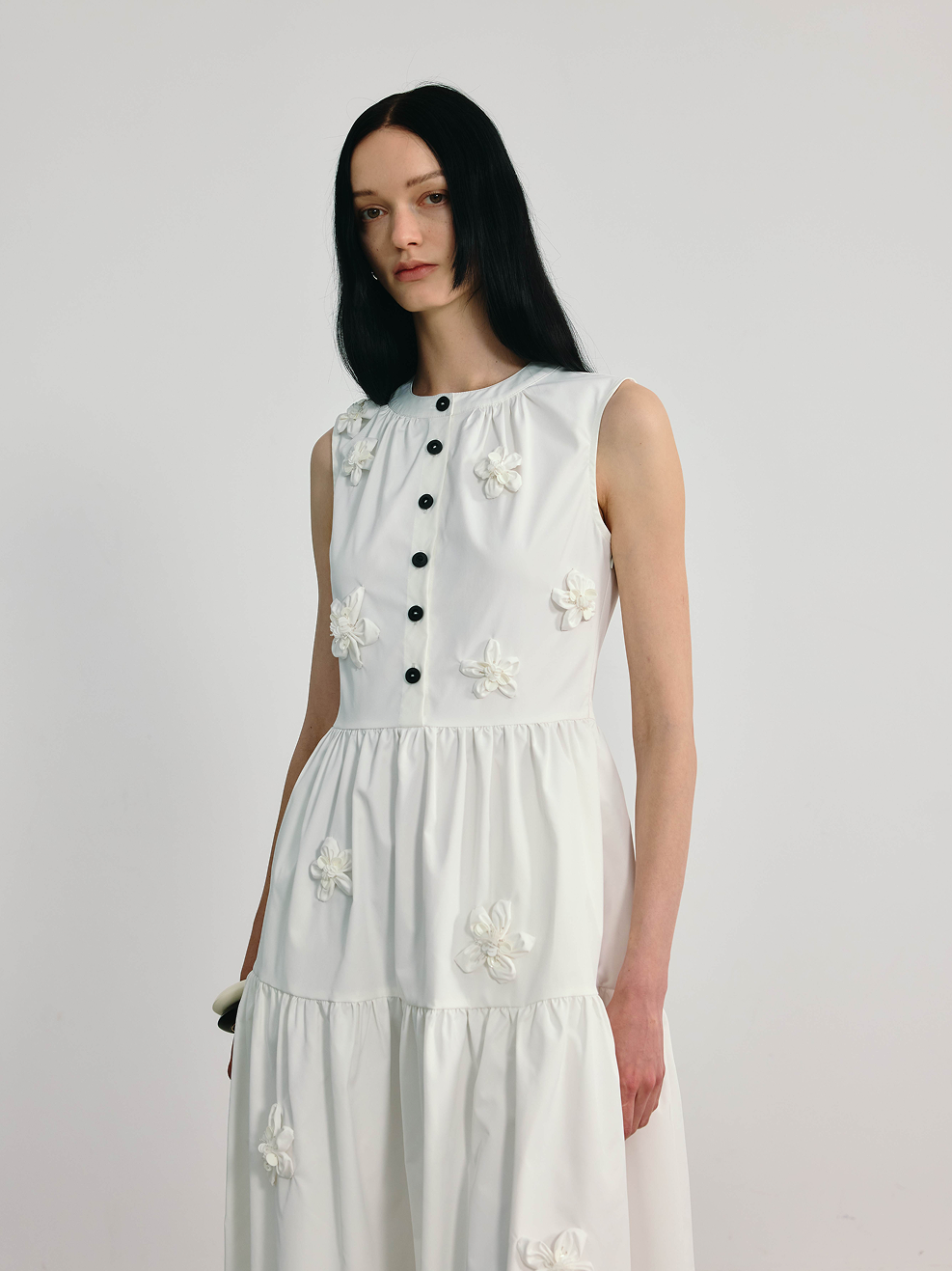 White Sleeveless Dress